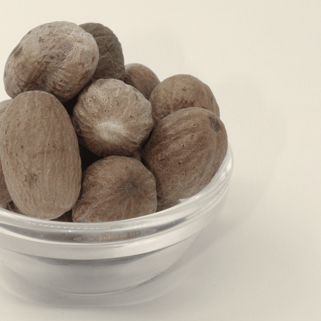 Jaiphal (Whole Nutmeg)