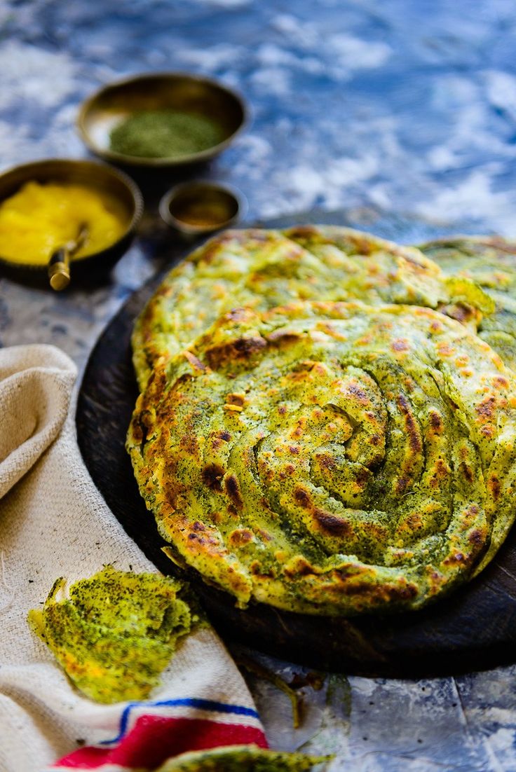 Spinach Layered Paratha – Palak Laccha Paratha
